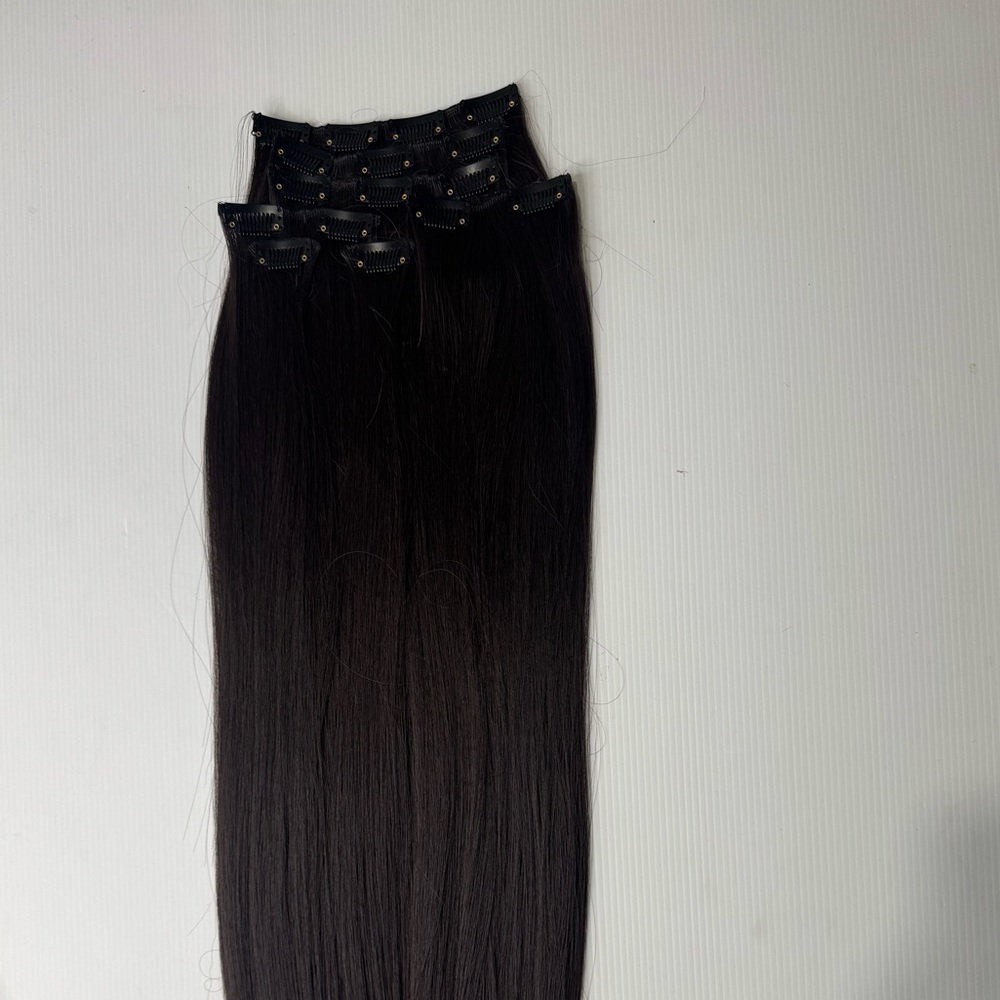 22” Human Hair Blend Clip-In Extensions Long Straight Soft, Full & Natural Look - Picture 8 of 9